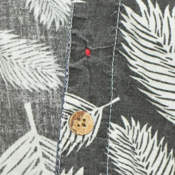 FREE PLANET Gray Leaf Reverse Print Casual Button - Picture 7 of 10